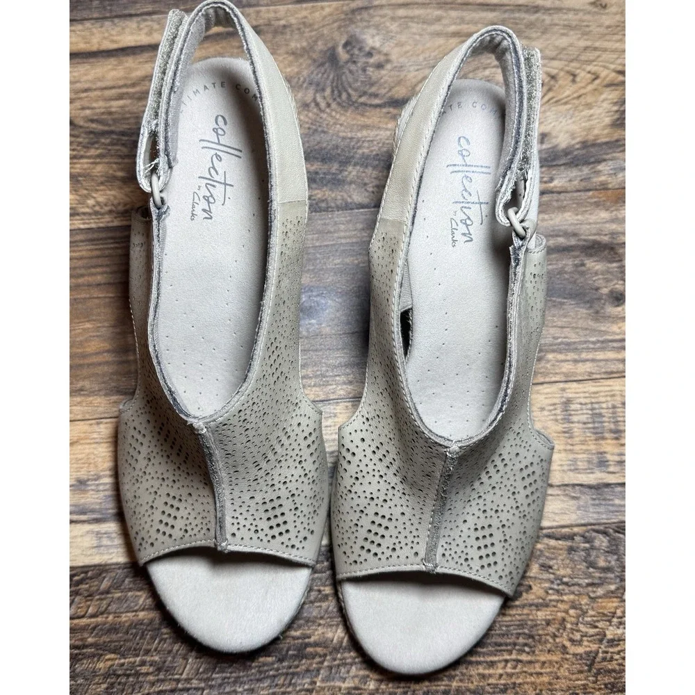 Clarks Petrina‎ Selma 26132194 Size 8.5 Beige Leather Espadrille Wedge Sandals